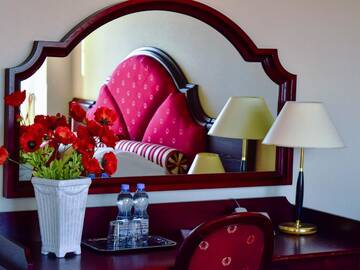 Фото номера Стандартные апартаменты Отель Hotel Zamek Rydzyna г. Рыдзына 5